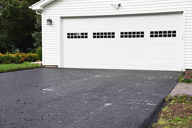 Affordable siding repair and maintenance services in White Castle, LA